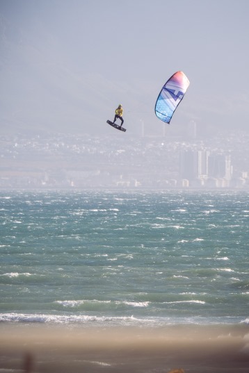 Harlem Kitesurfing-Force AIle de Kite